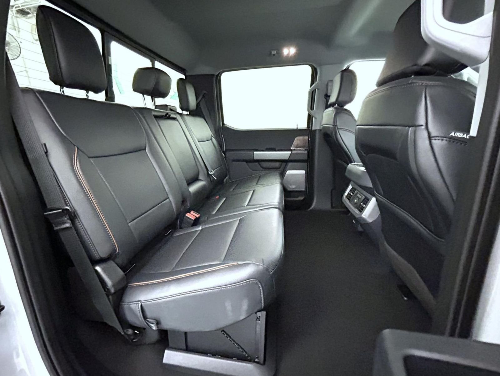 New 2026 Avalanche Ford Lariat image 18