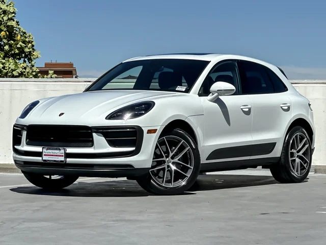 2024 Porsche Macan 
