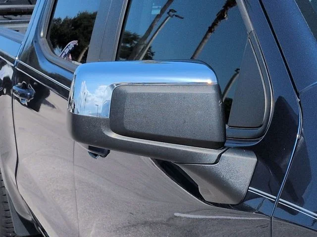 Used 2021 Blue Chevrolet LT image 12