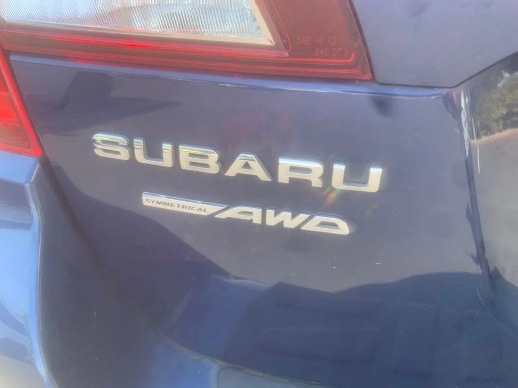 Used 2019 Abyss Blue Pearl Subaru 2.5i Premium image 7