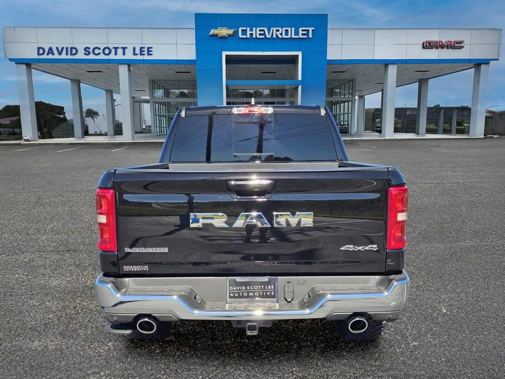 Used 2025 Diamond Black Cry Ram Laramie image 11