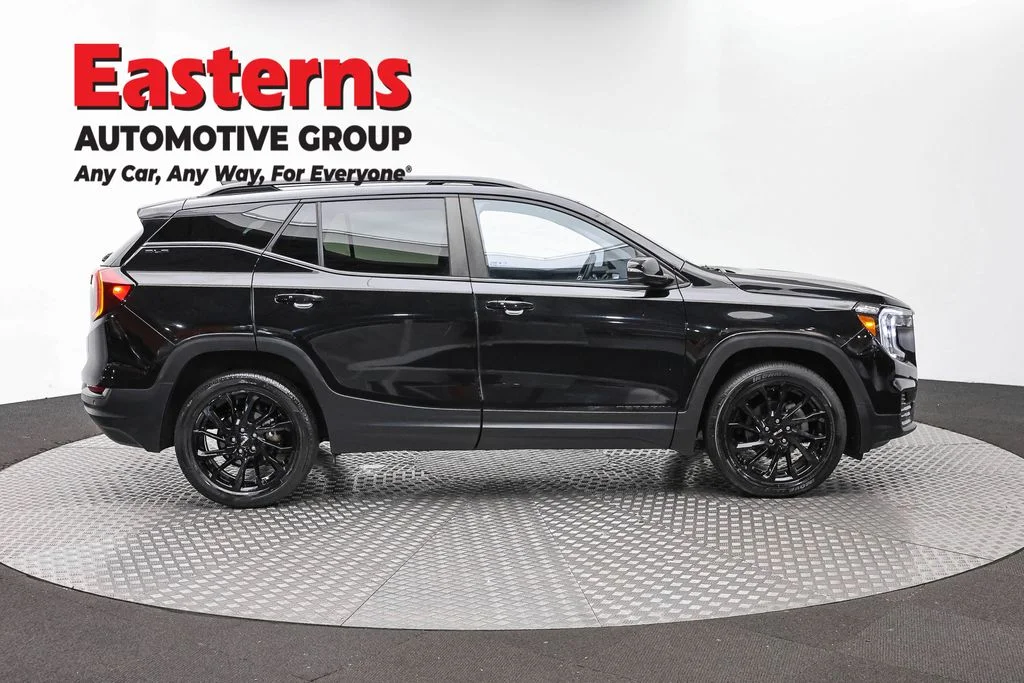 Used 2023 Black GMC SLE image 4