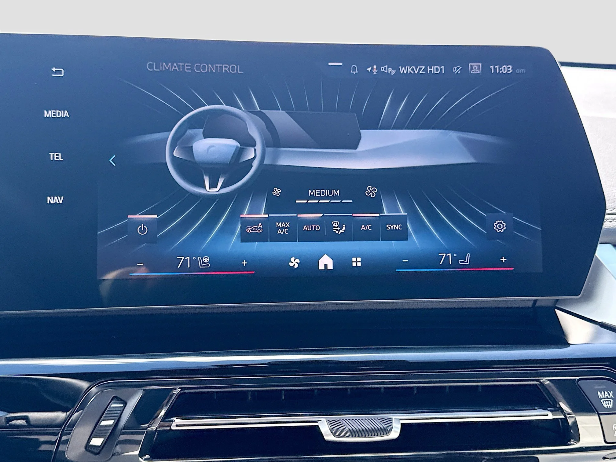 New 2026 Cape York Green Metallic BMW xDrive28i image 34