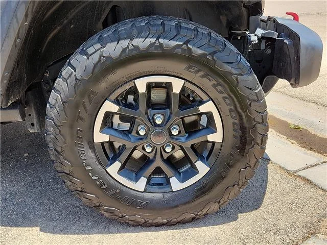 Used 2025 Black Jeep RUBI image 6