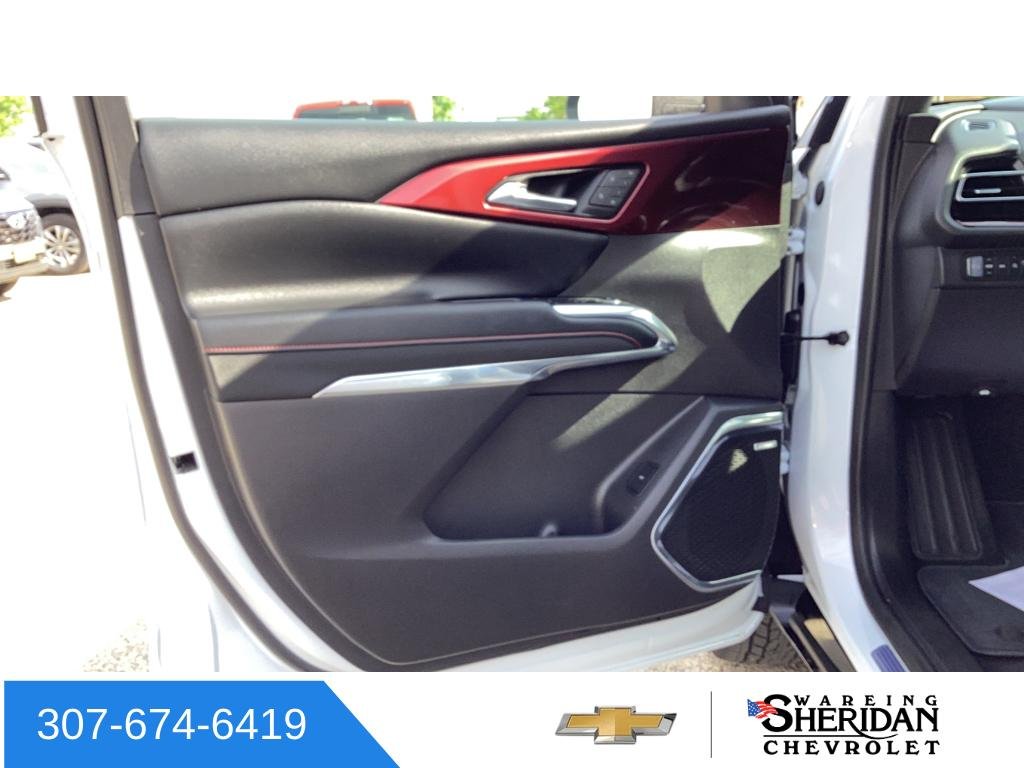 Used 2026 Polar White Tricoat Chevrolet RS image 22