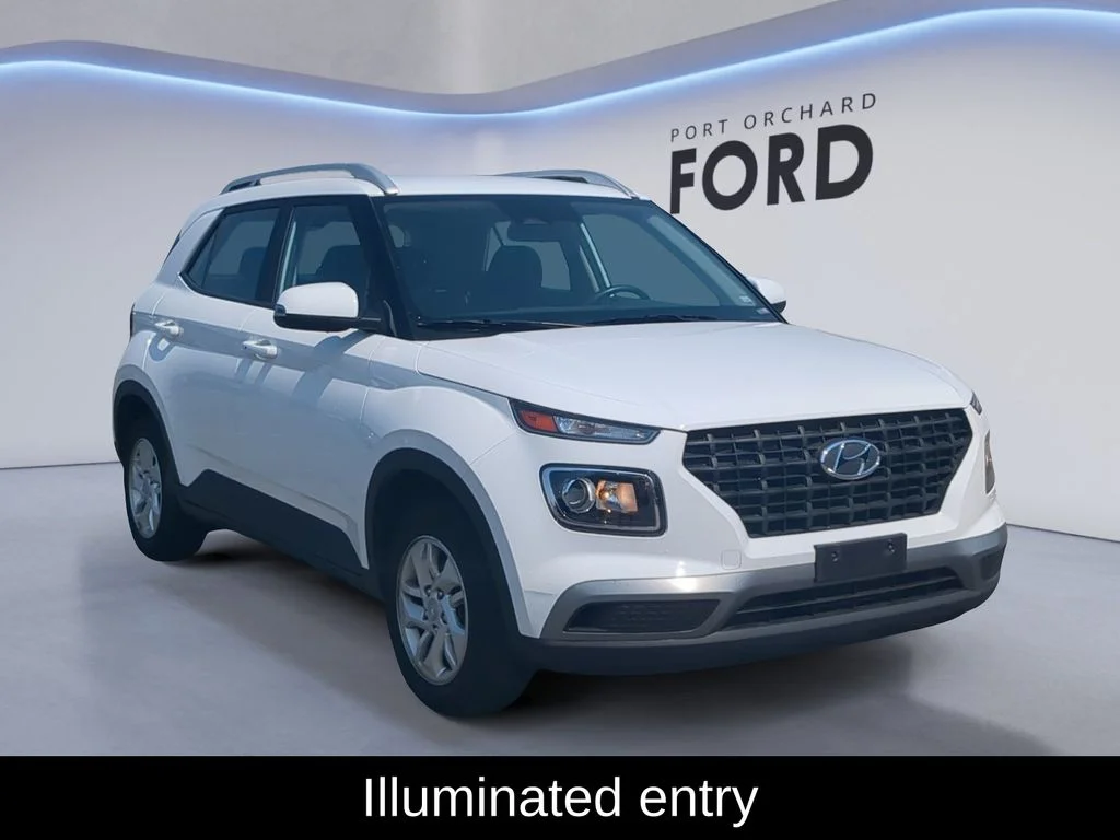 Used 2023 White Hyundai SEL image 9