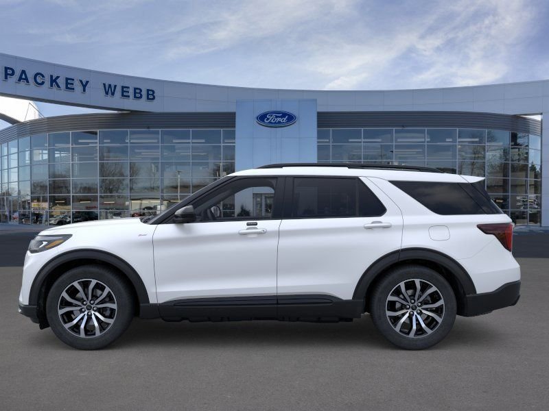 New 2026 White Metallic Ford ST-Line image 4