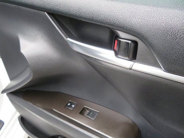 Used 2021 Super White Toyota SE image 14
