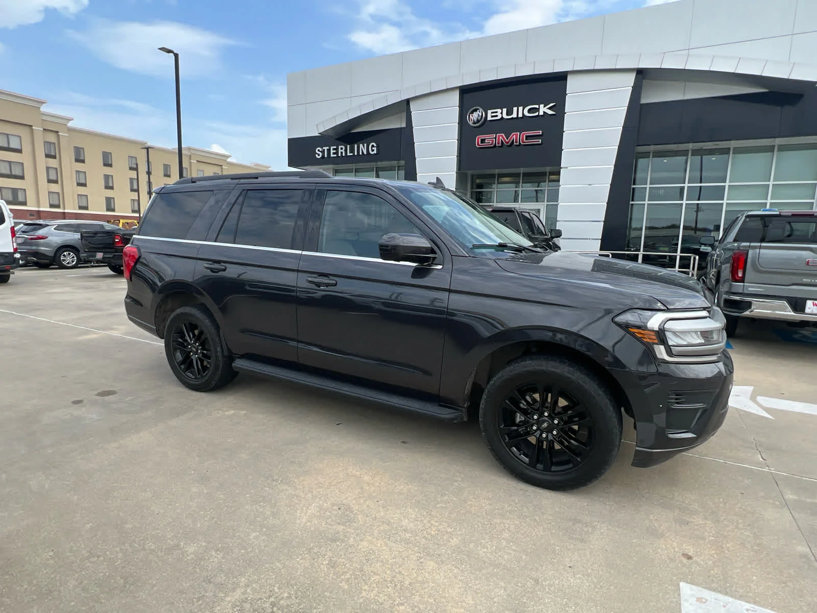 2024 Ford Expedition XLT