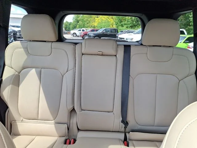 New 2025 Silver Jeep Limited image 13
