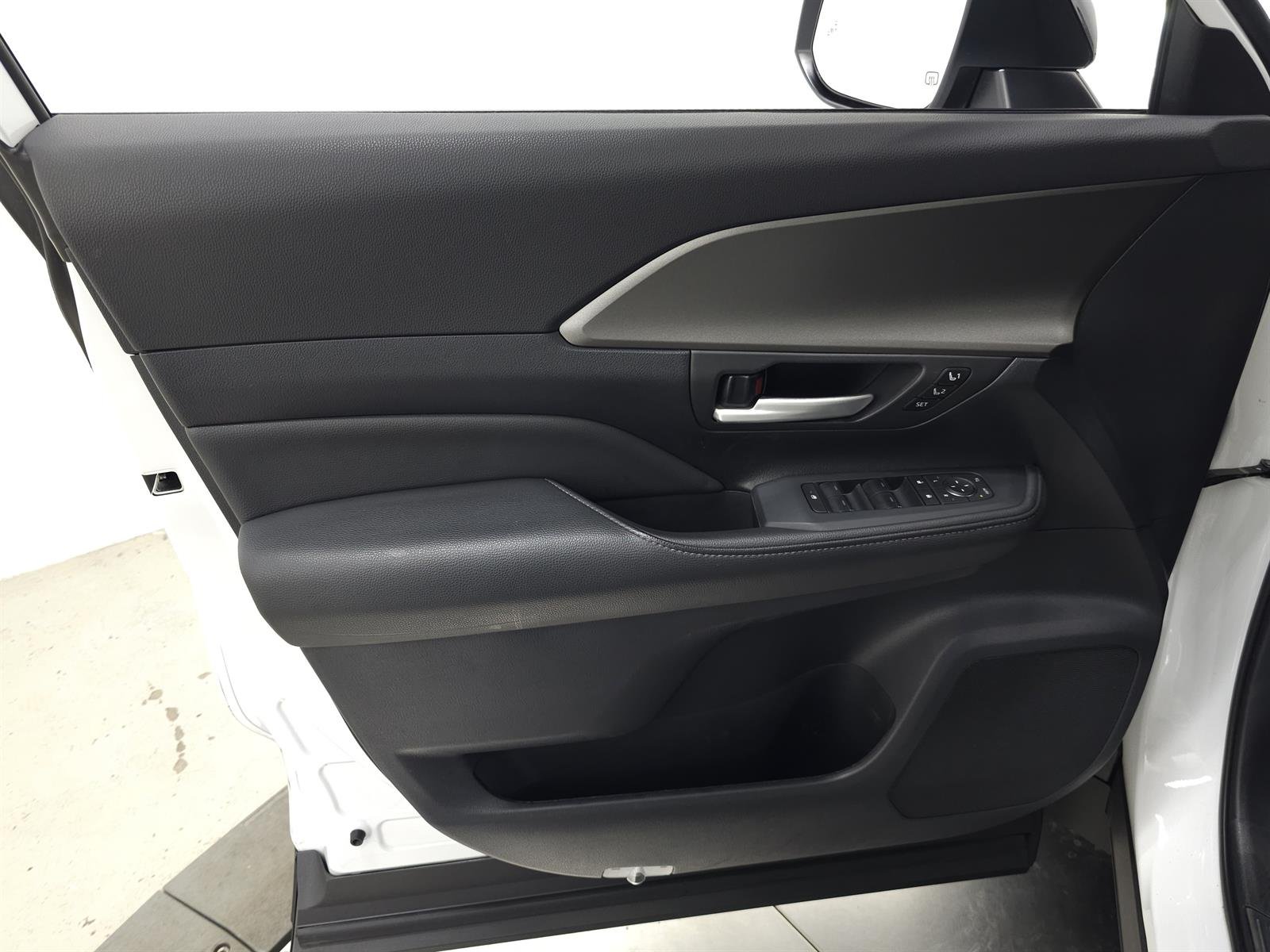 Used 2026 White Toyota Nightshade image 14