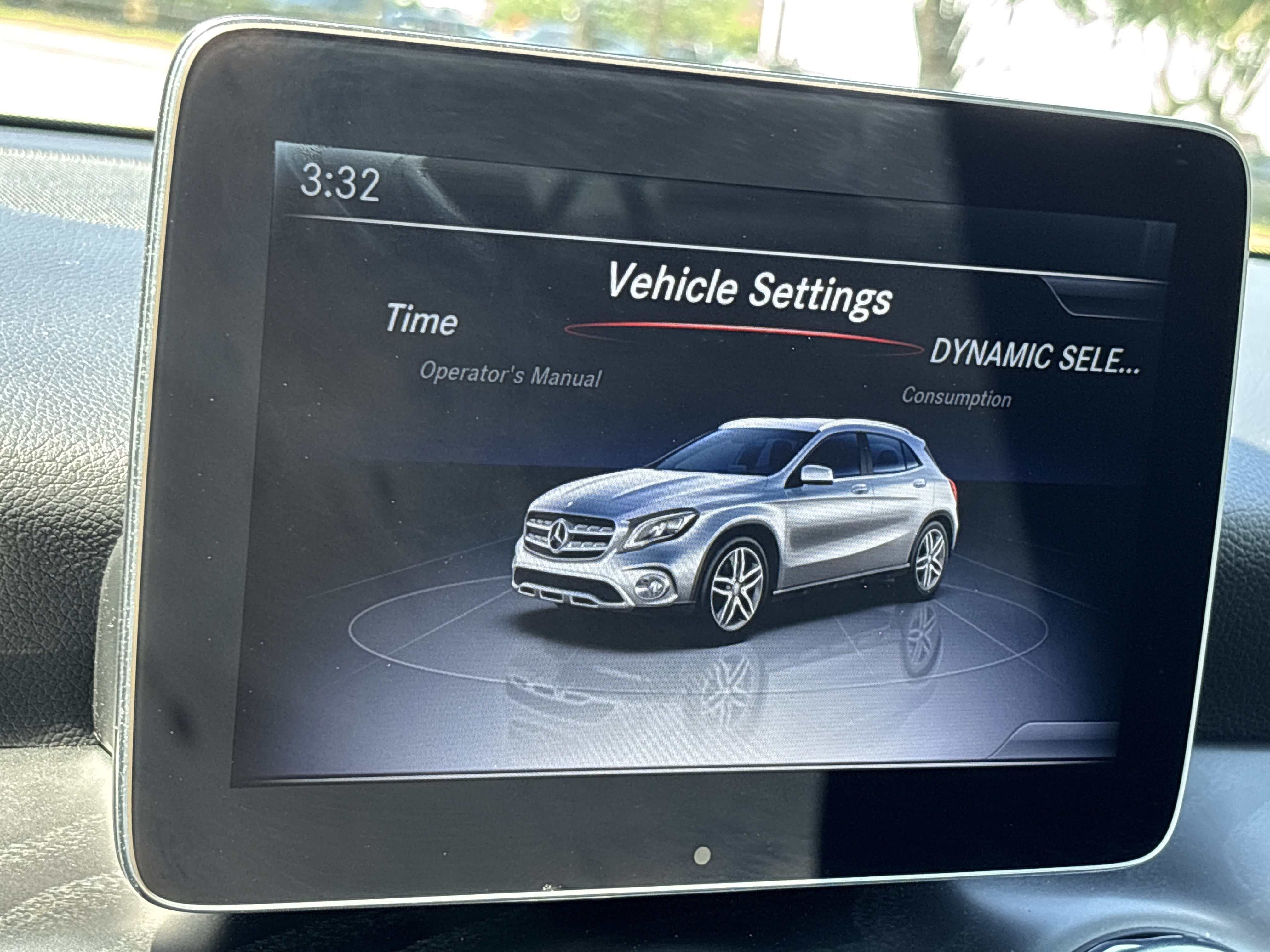 Used 2019 Cosmos Black Metallic Mercedes-Benz GLA 250 4Matic image 32