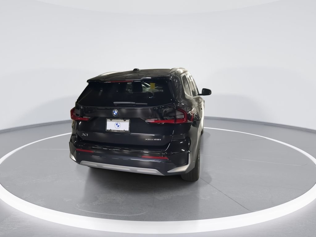 2026 BMW X1 28i - Photo 7