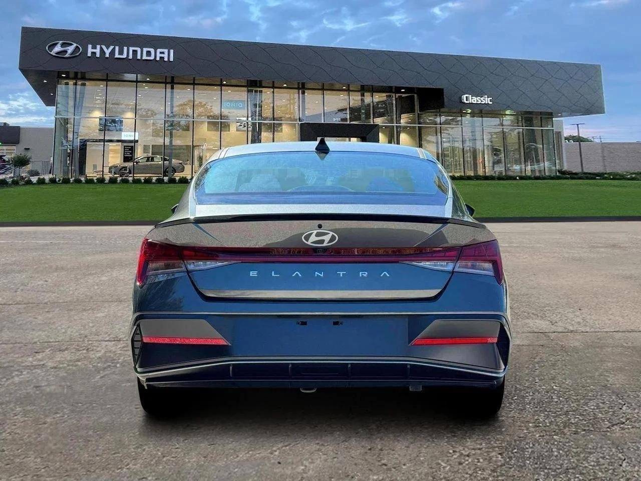 New 2026 Amazon Gray Pearl Hyundai SEL Sport Premium image 6