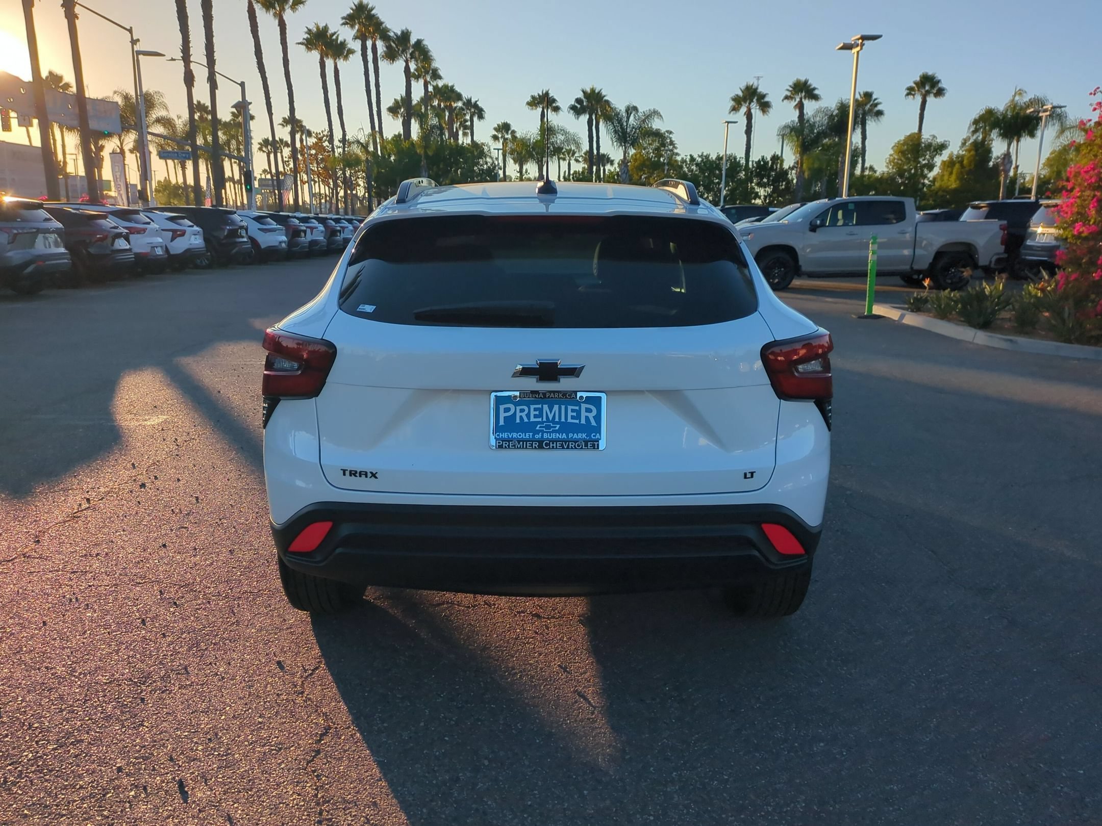 New 2026 Summit White Chevrolet LT image 4