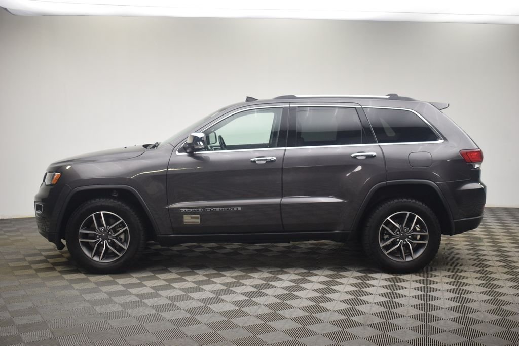 Used 2021 Gray Jeep Limited image 9