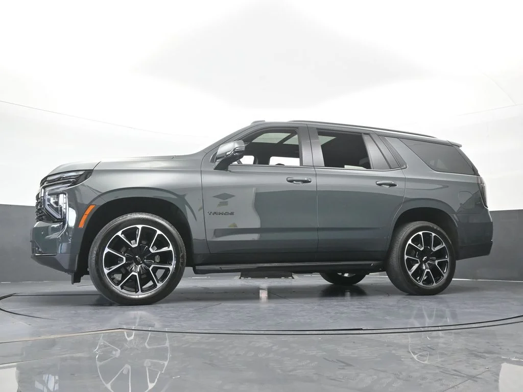 Used 2025 Cypress Gray Chevrolet RST image 53