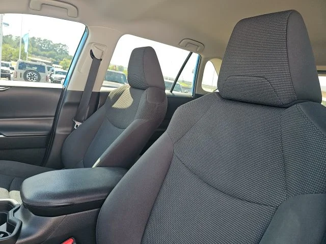Used 2019 Blue Toyota LE image 19