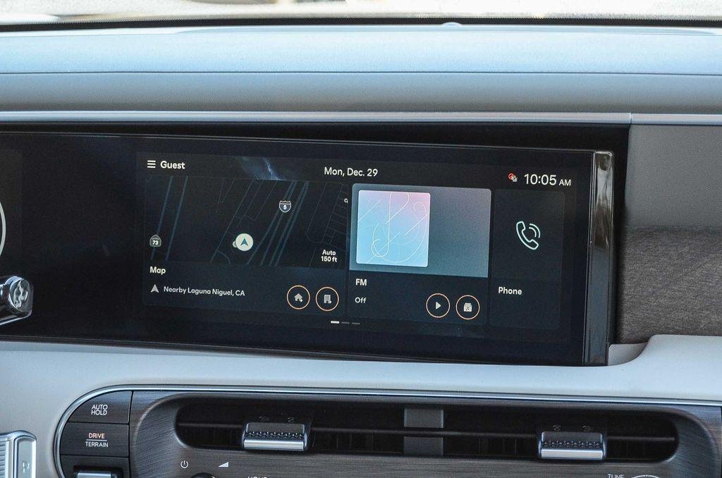 New 2026 Silver Hyundai SEL Premium AWD image 16