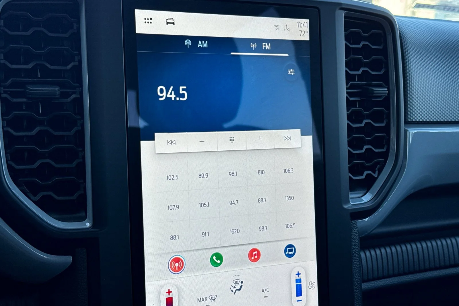 New 2025 White Ford XL image 13