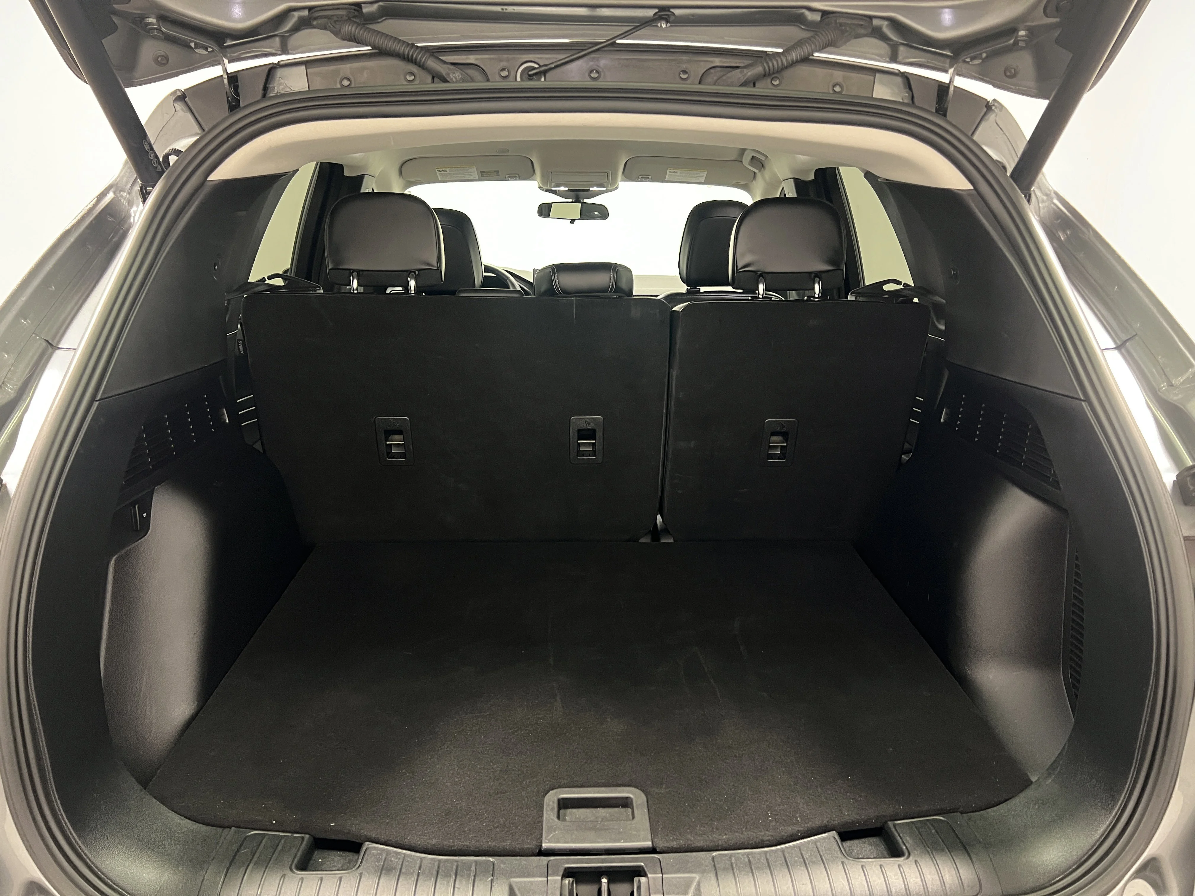 Used 2024 Carbonized Gray Metallic Ford PHEV image 25