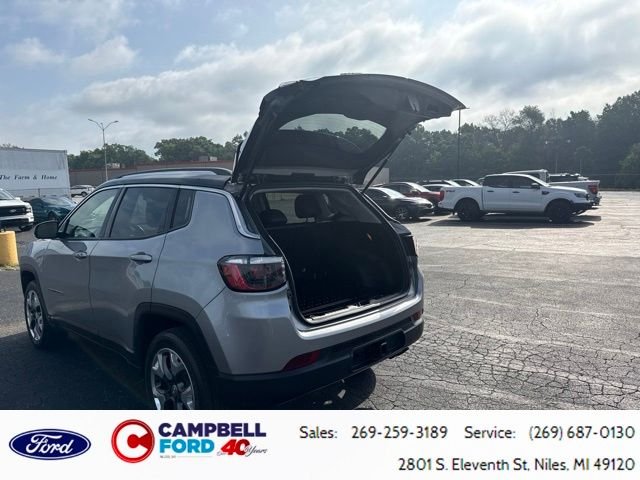 Used 2021 Billet Silver Metallic Clearcoat Jeep Limited image 10