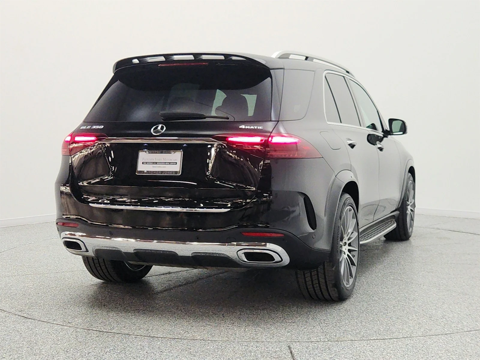 Used 2024 Black Mercedes-Benz GLE 350 4MATIC® SUV image 6