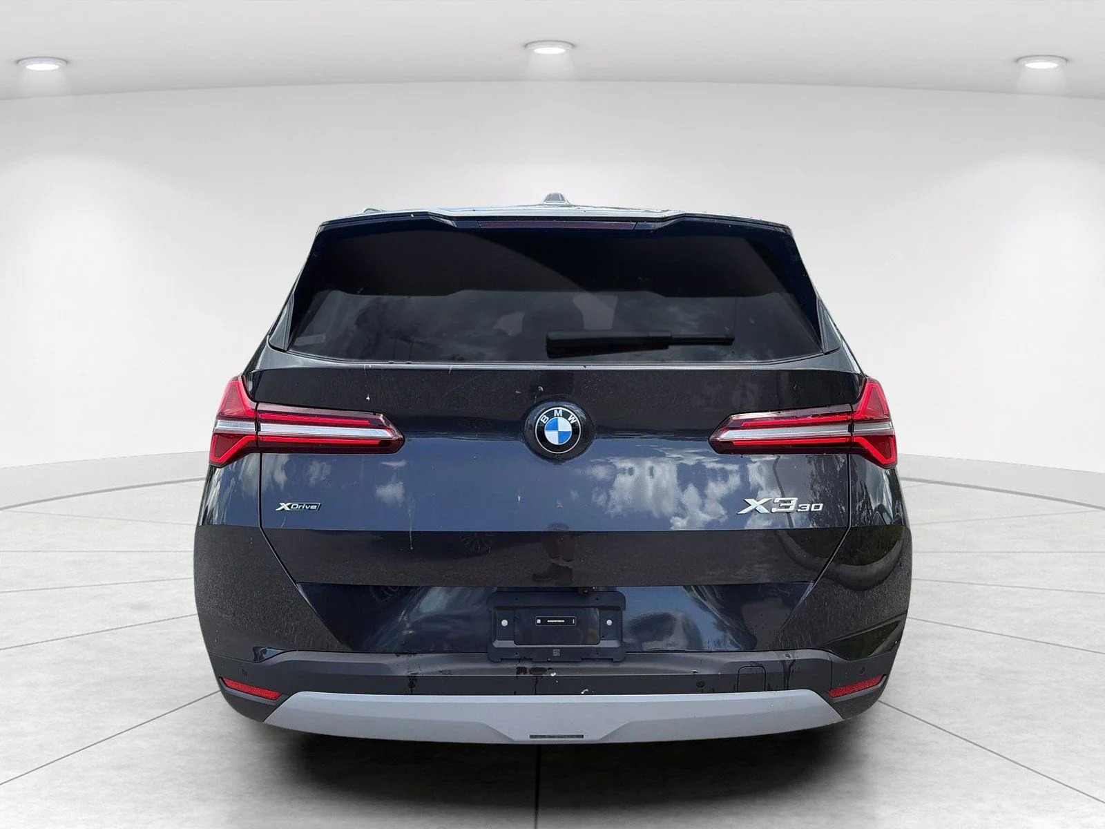 New 2026 Dark Graphite Metallic BMW 30 xDrive image 5