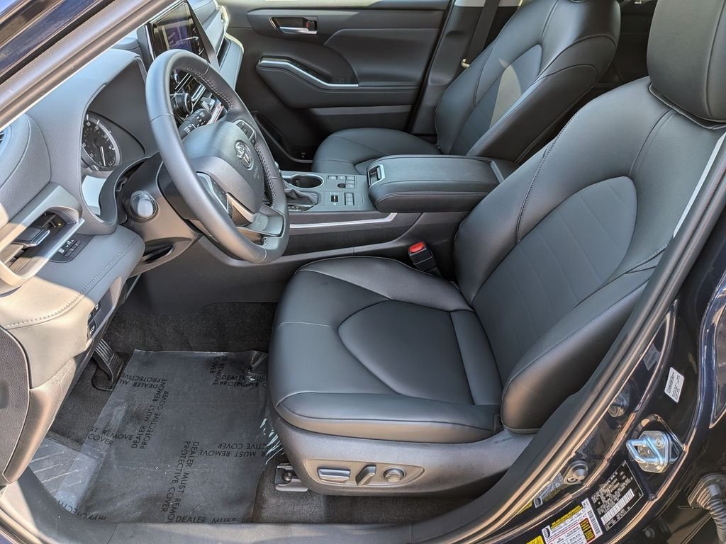 Used 2026 Blue Toyota XLE image 16