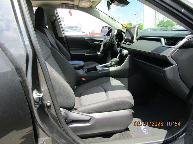 Certified Used 2023 MAGNETIC GRAY MET. Toyota  image 29