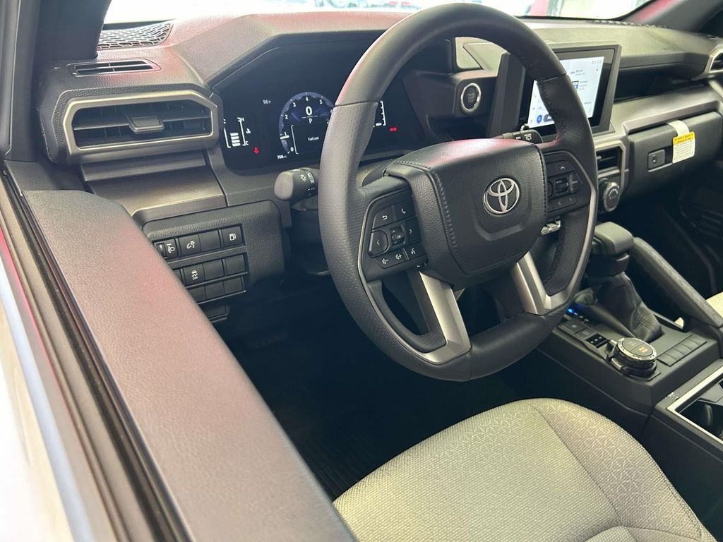 Used 2026  Toyota SR5 image 15