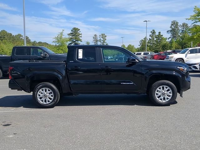 Used 2024 Black Toyota SR5 image 3