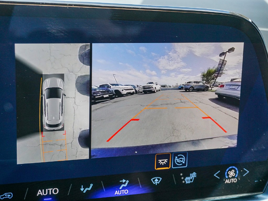 Used 2024 White Chevrolet LT image 23