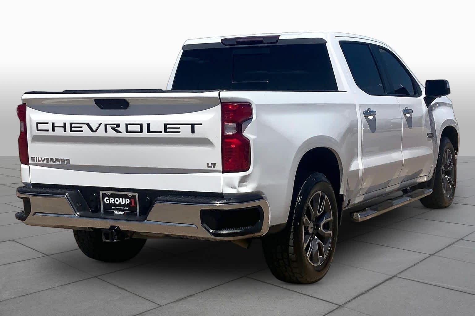 Used 2019 Summit White Chevrolet LT image 13