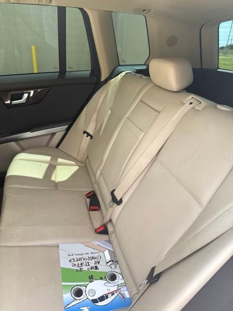 Used 2014 White Mercedes-Benz GLK 350 image 7
