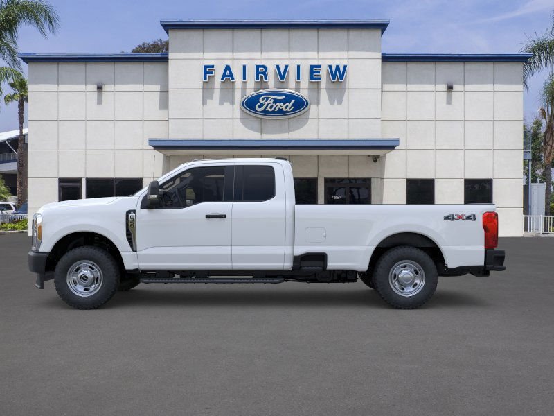 New 2026 Oxford White Ford F-350® XL image 3