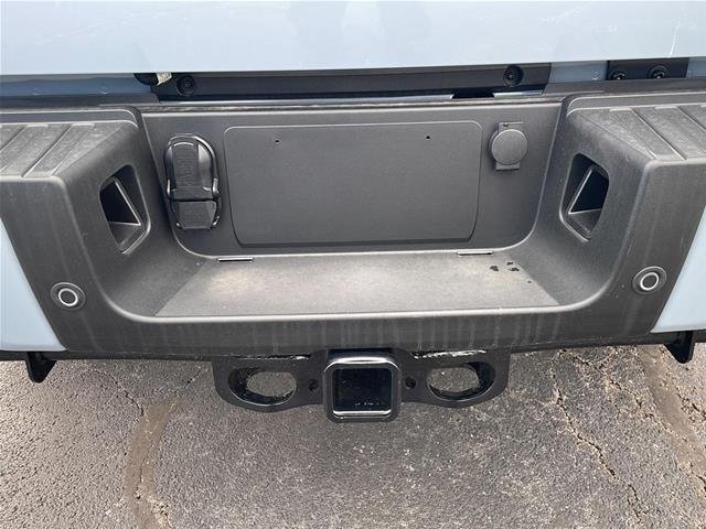 New 2026 Glacier Gray Metallic Tri-Coat Ford F-350® Platinum® image 41