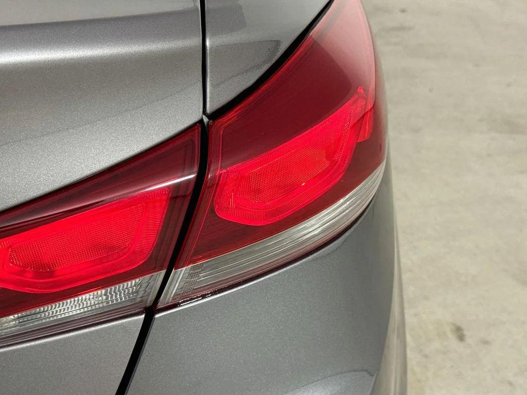Used 2018 Machine Gray Hyundai SEL image 29
