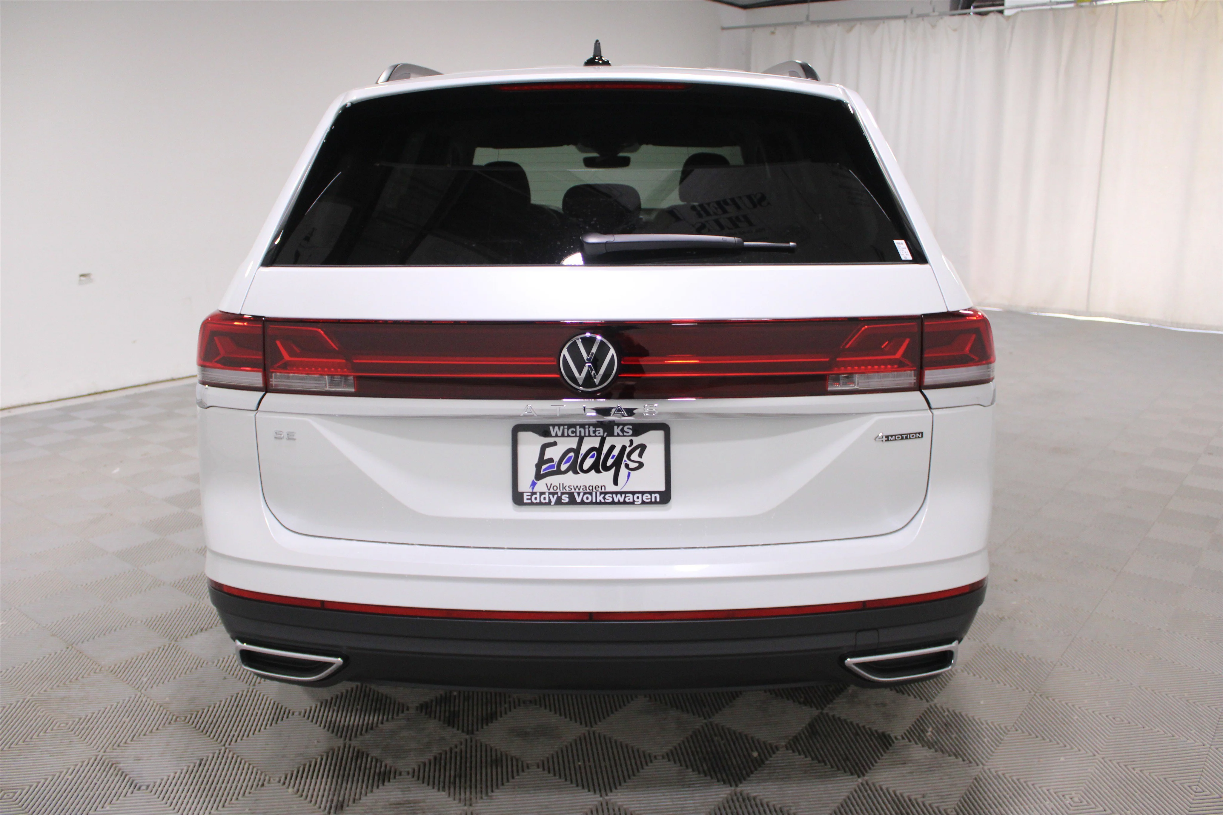 New 2026 Opal White Pearl Volkswagen 2.0T SE image 30
