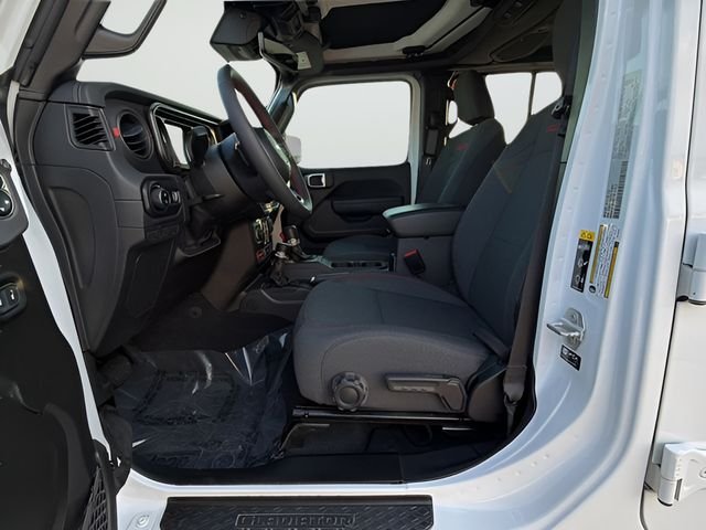Used 2024 White Jeep Rubicon image 16