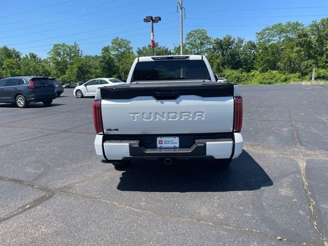 New 2026 Wind Chill Pearl <sup>1</sup> Toyota  Platinum image 6
