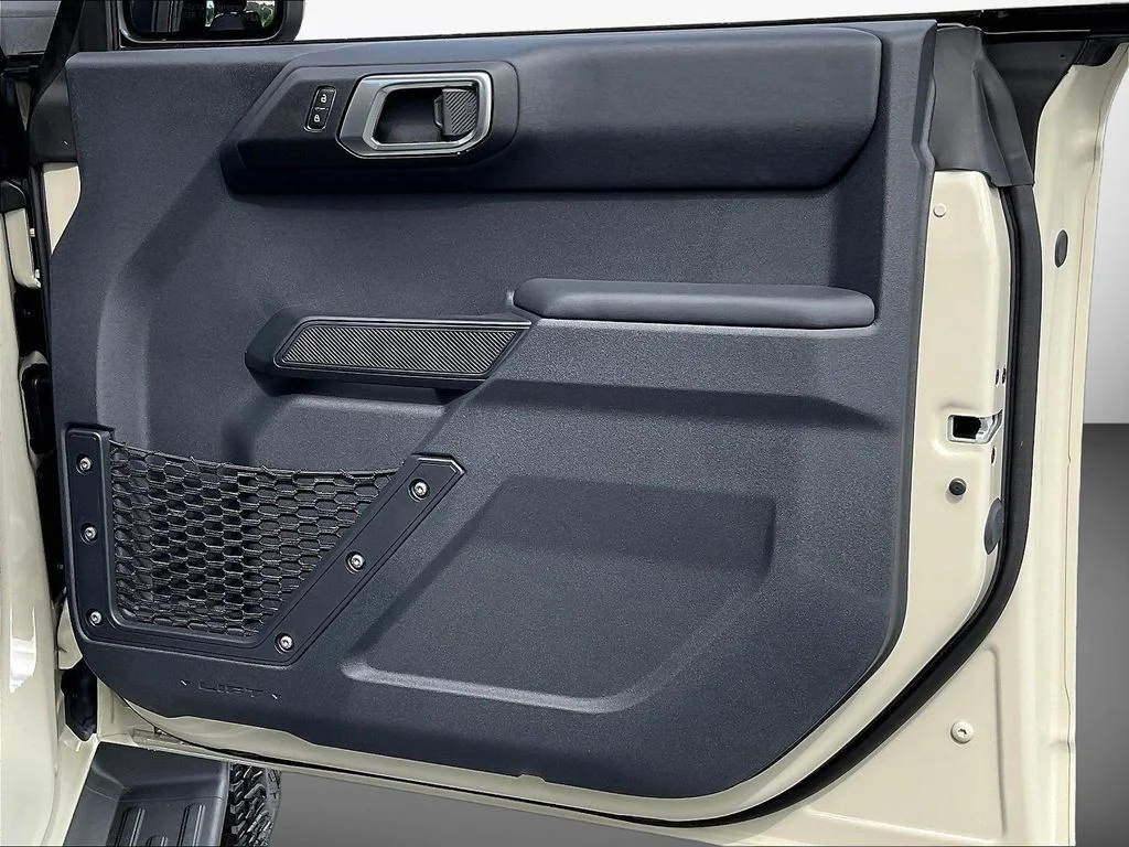 New 2026 Desert Sand Ford Outer Banks® image 31