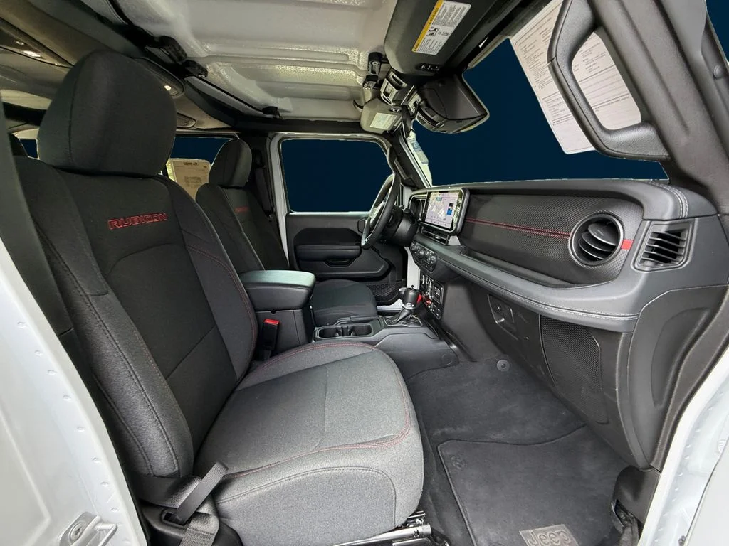 Used 2026 White Jeep Rubicon image 17