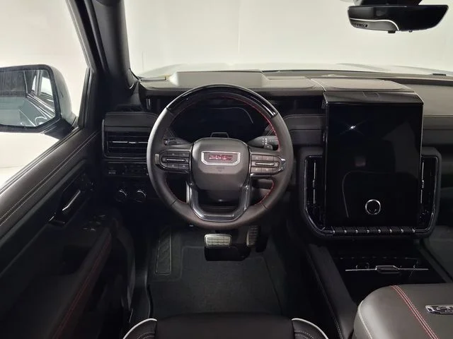2026 GMC Yukon AT4 Ultimate - Photo 13