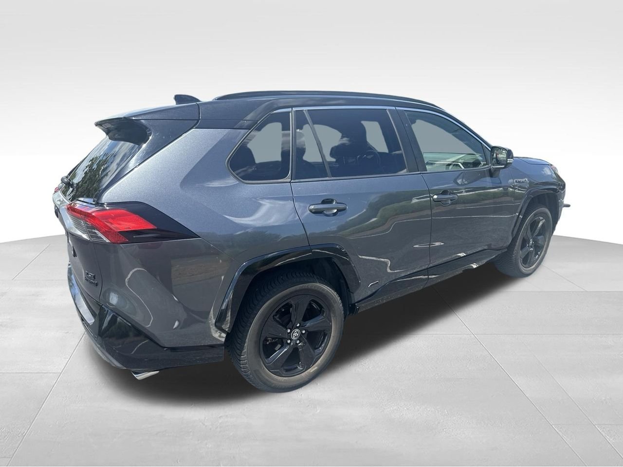 Used 2020 Gray Toyota XSE image 5