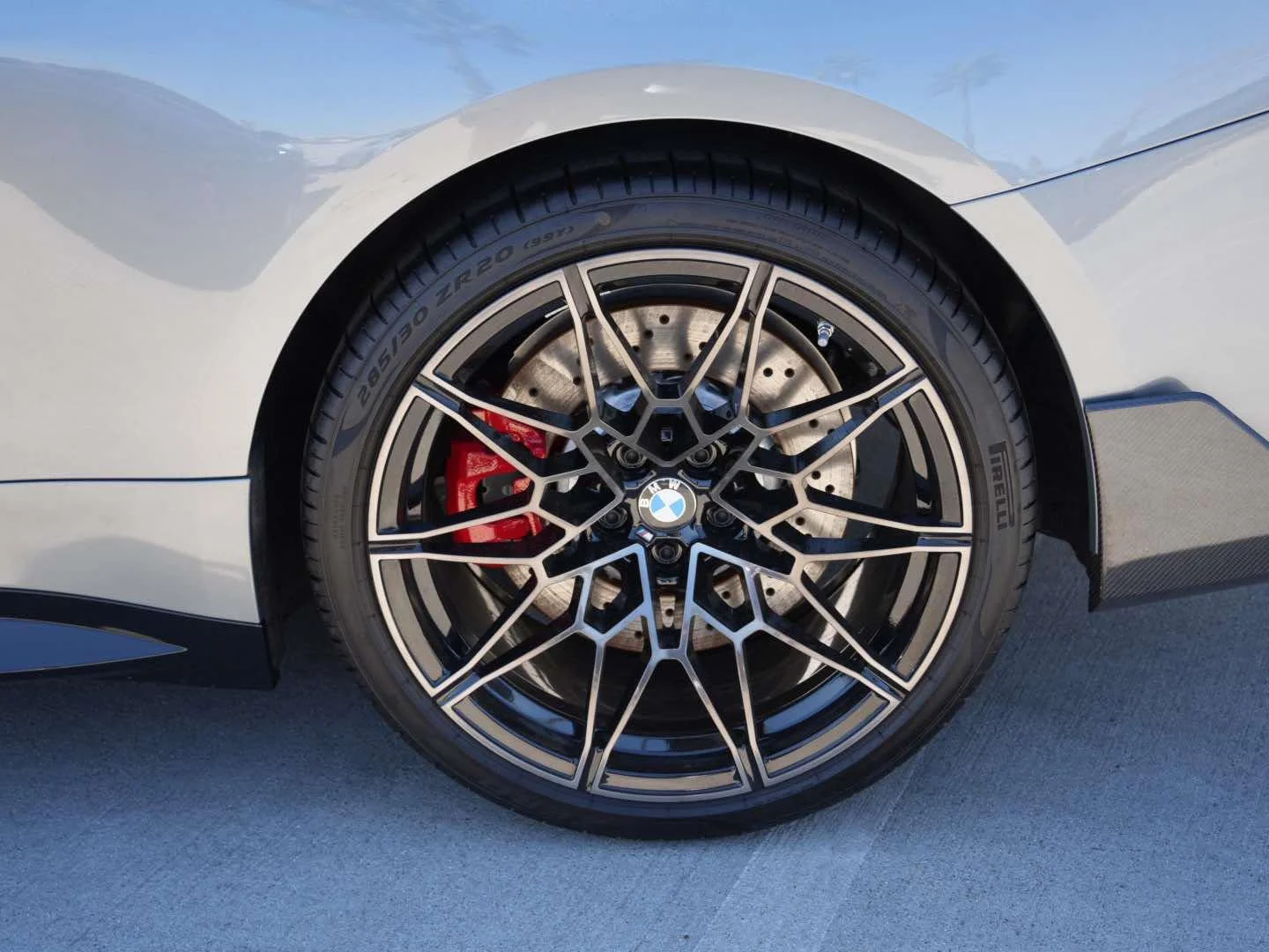 New 2027 Skyscraper Grey Metallic BMW Competition xDrive image 7