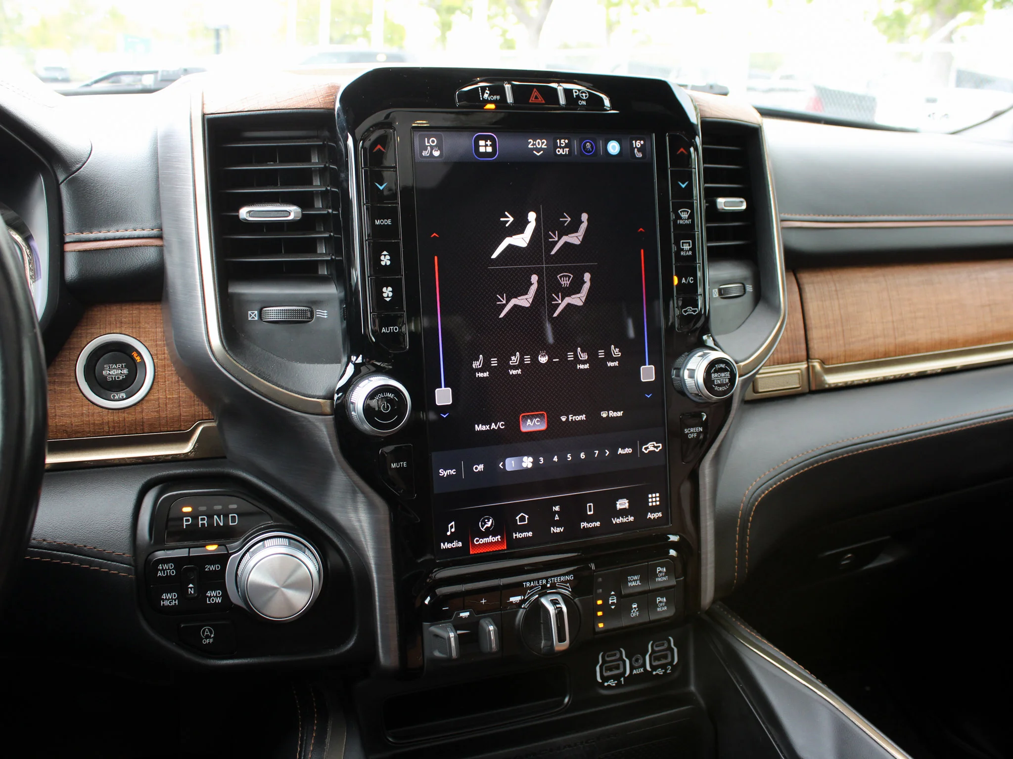 Certified Used 2023 Black RAM Limited Longhorn * HEMI V8 | Trailer Tow | Running Boards | Apple CarPlay | RamBox | Head-Up Display image 25