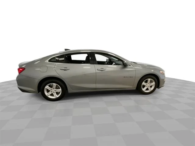 1G1ZB5ST8PF179006