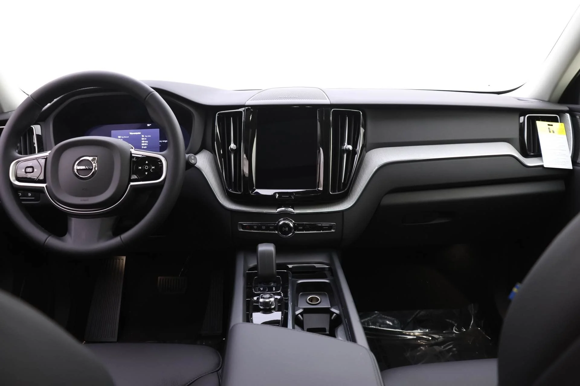 New 2025 White Volvo T8 Plus image 8