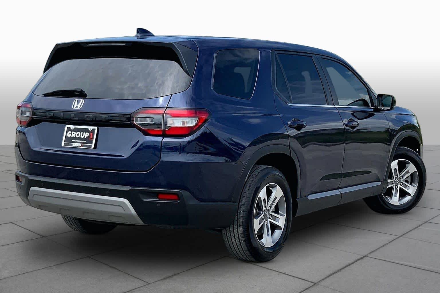 Used 2024 Obsidian Blue Pearl Honda EX-L 8 Passenger image 13